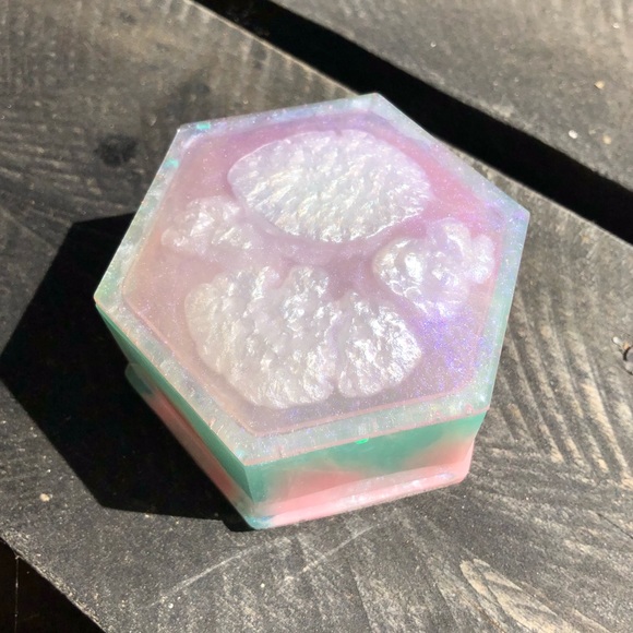Handmade Sky UV Resin Trinket Box - Picture 2 of 16